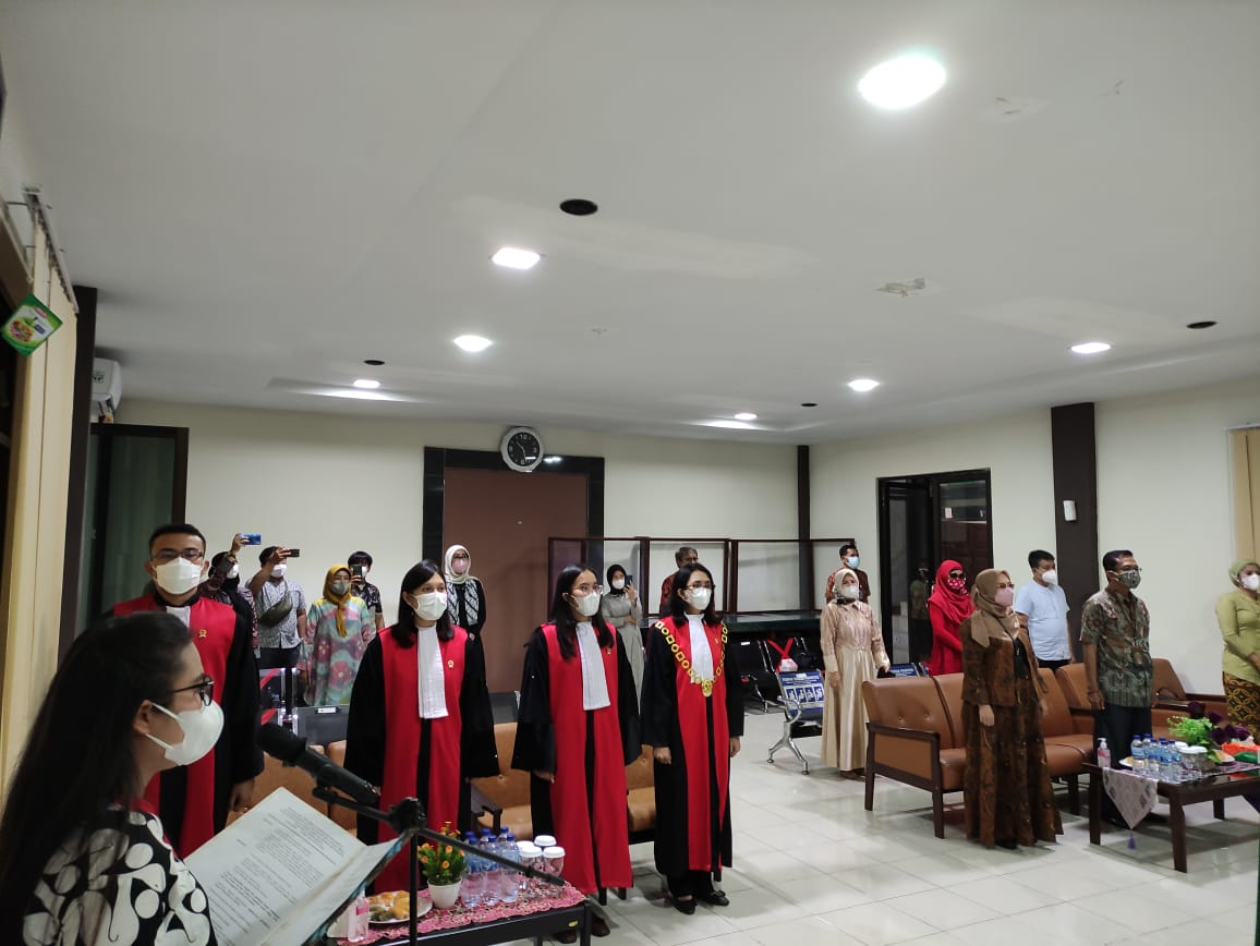  PENGAMBILAN SUMPAH JABATAN DAN PELANTIKAN  PANITERA PENGADILAN NEGERI BALIGE Bapak Muhammad Yusni Afrianto, S.H.,M.H.
